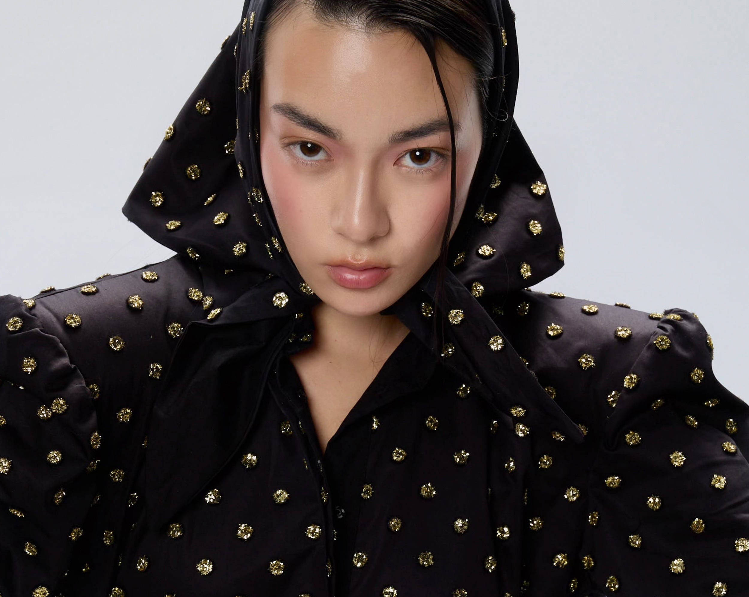 GOLDEN DOTS SCARF