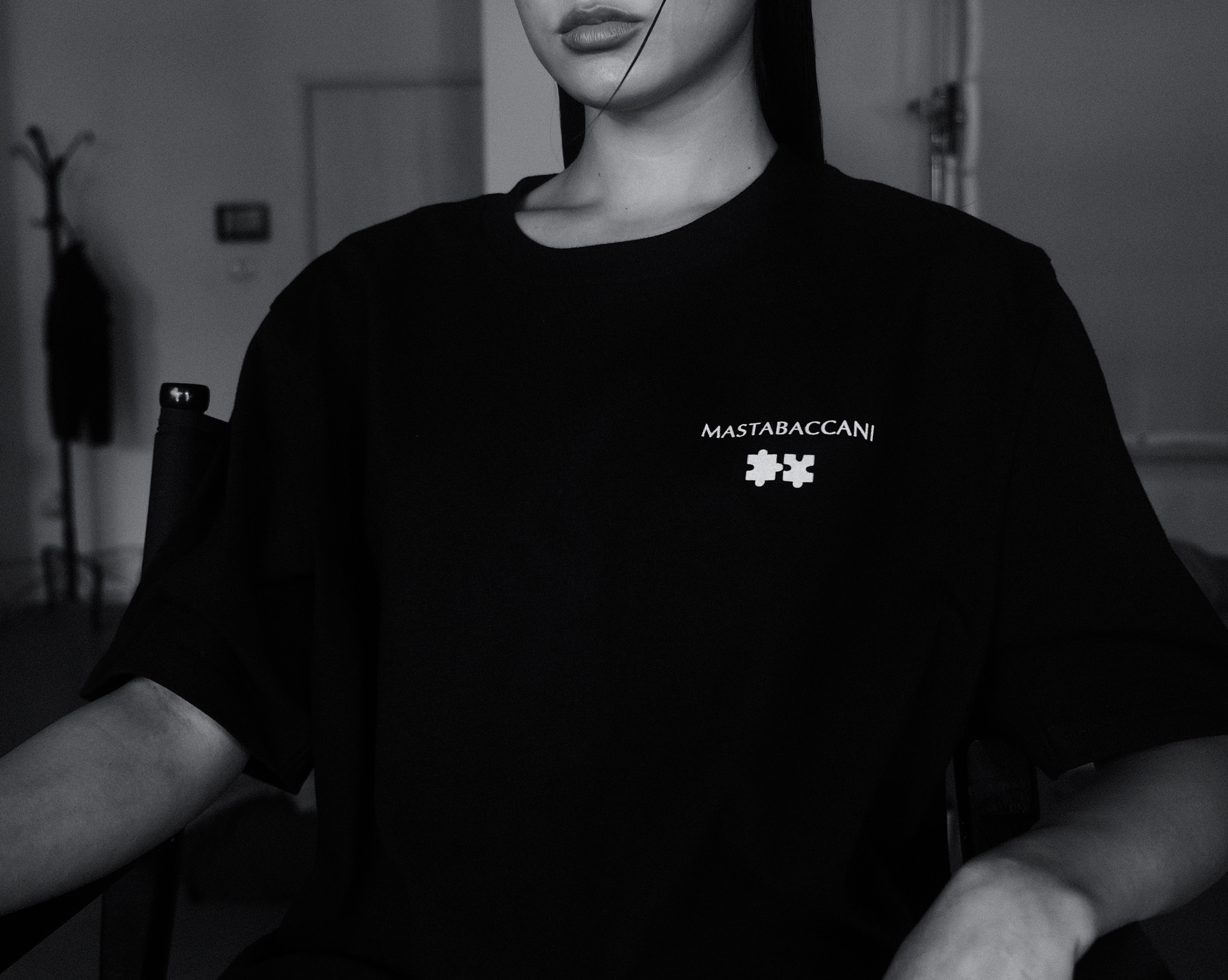 PUZZLE BLACK TEE