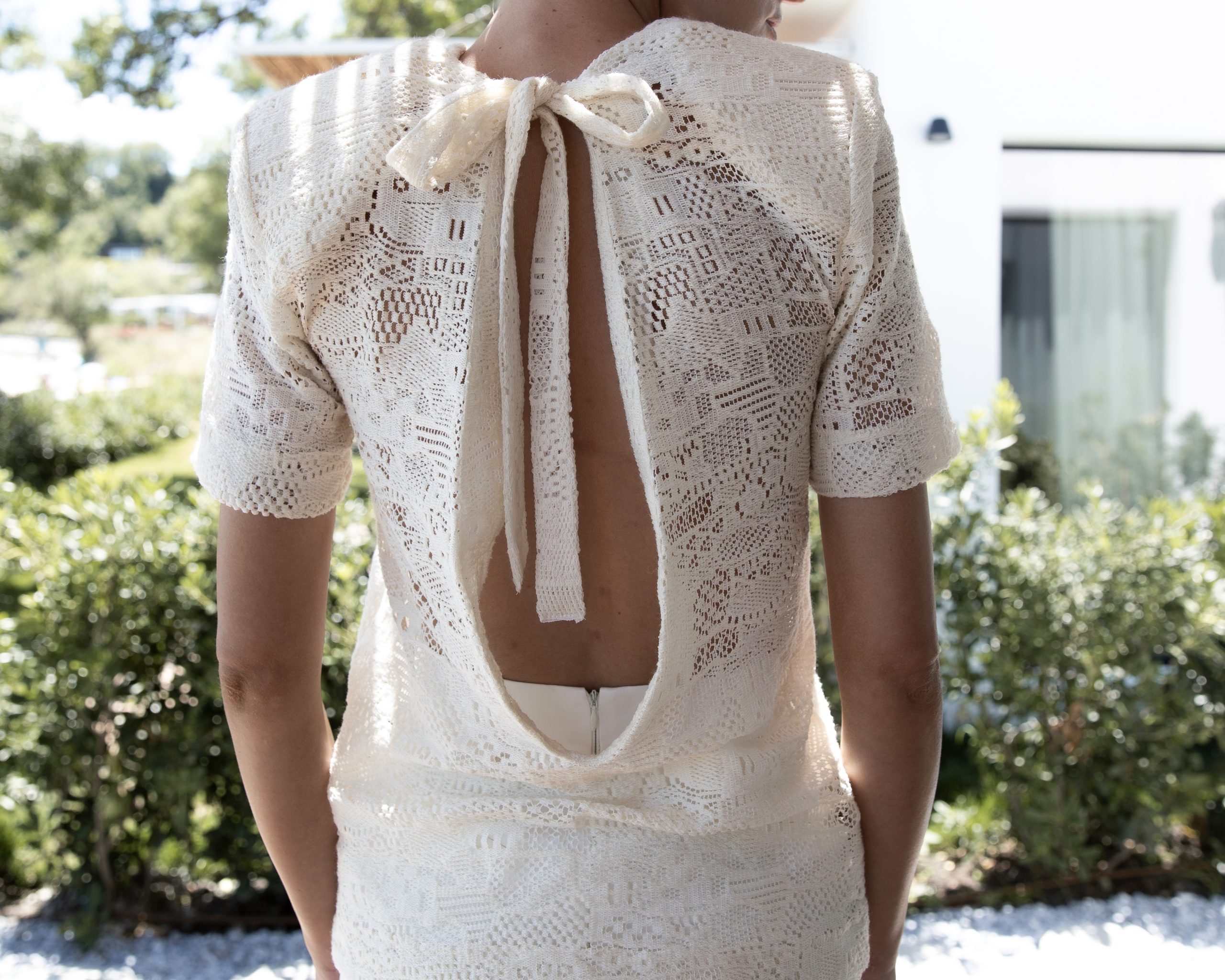 LONG CROCHET TEE